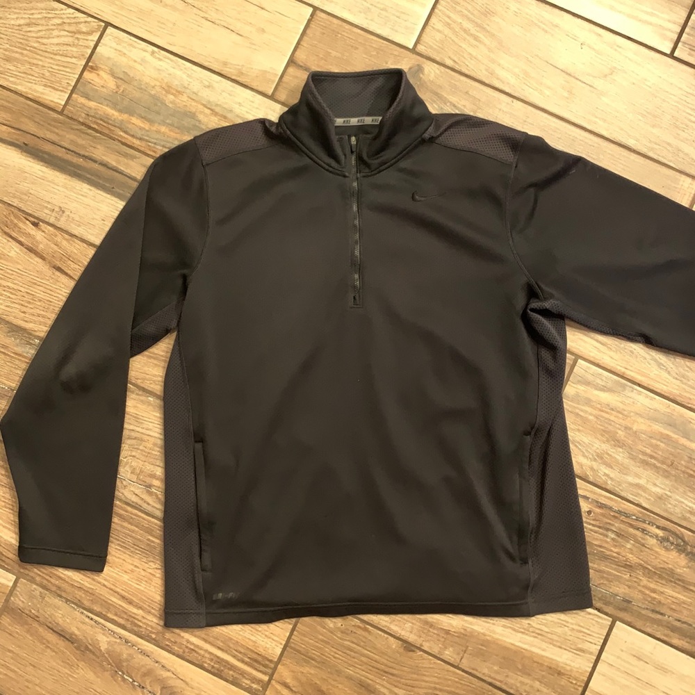 Nike Lightweights 1/4 Zip Jacket 🔥